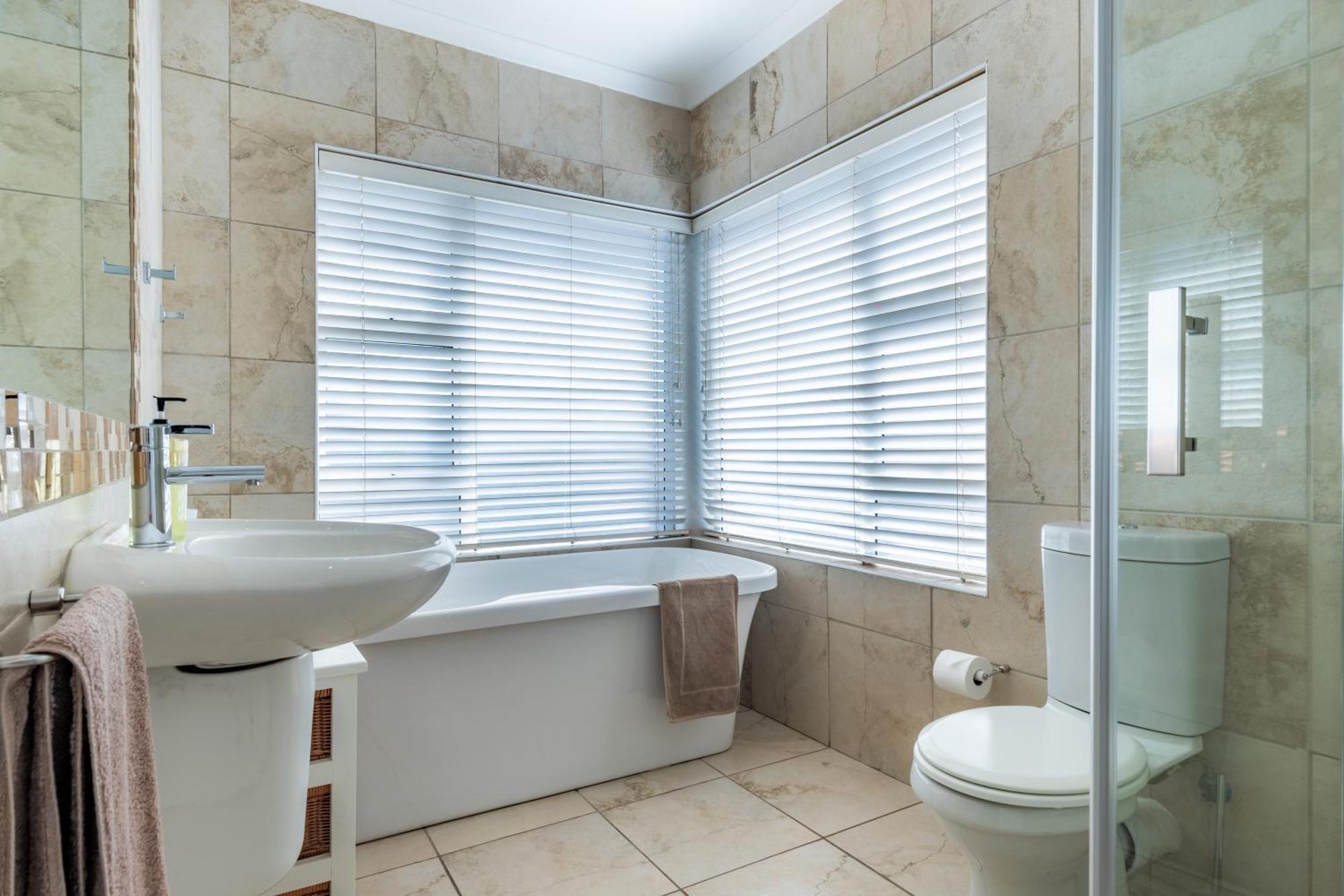 Ferienhaus Gem With Indoor Jacuzzi Kapstadt